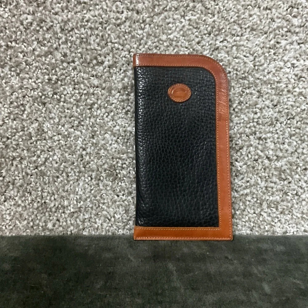 vintage pebbled